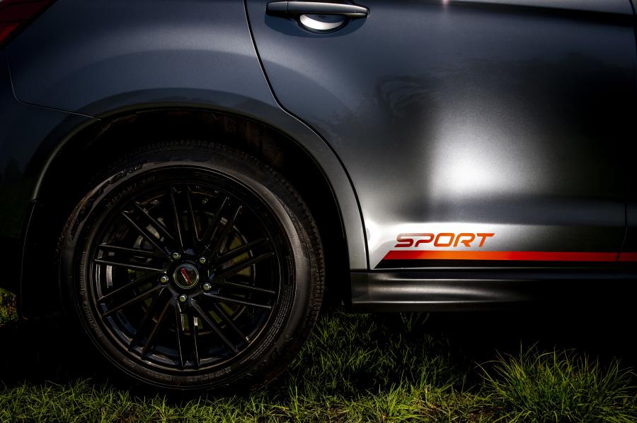 Детали экстерьера Mitsubishi ASX Sport 2018 года  (ZA) (фото 10 из 23)